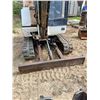 Image 7 : 231 Bobcat Track Hoe - NOT 331 as Sticker Indicates