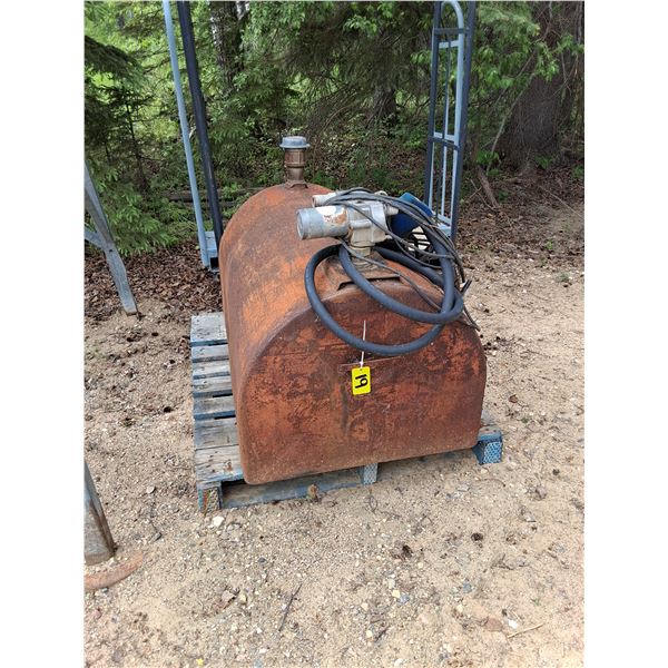 100 gallon Slip Tank with 12 volt Pump