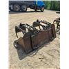 Image 4 : 67" Tooth Bucket with Grapple