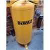 Image 8 : DeWalt 60 gallon Compressor
