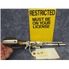 Image 4 : Restricted - Uberti 1873 Cattlemans Outlaw in 44-40