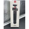 Image 2 : Ulanzi MT-16 Extendable Vlog Tripod