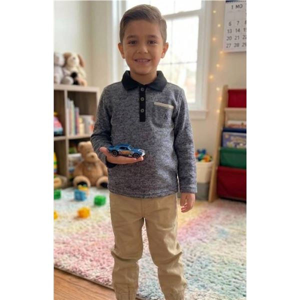 Calvin Klein Jeans Boys' 2-Piece Set Size 7