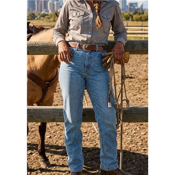 Leviâ€™s 29x29 High-Waisted Mom Jeans