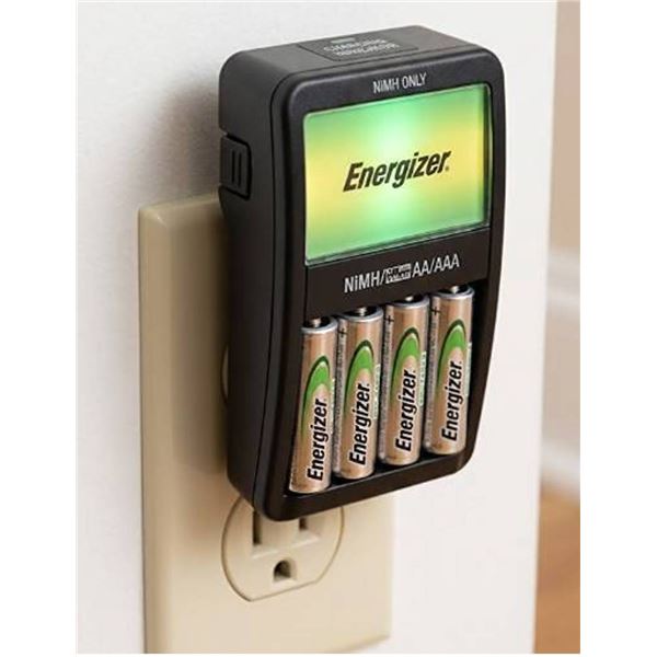 Energizer Recharge Value Charger With 4 AA