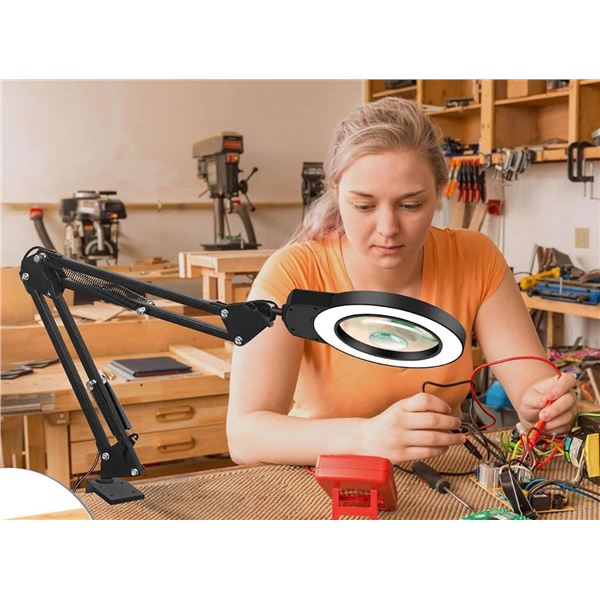 LED Magnifying Lamp with Desk Clamp