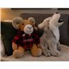 Image 1 : Stuffed Ram and Howling Wolf Plush Pair