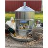 Image 1 : Farm-Tuff 3 Gallon Poultry Waterer