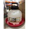 Image 2 : Farm-Tuff 3-Gallon Poultry Waterer