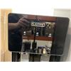 Image 3 : Iceman Countertop Water and Ice Dispenser