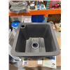 Image 4 : Desert Planters Hydra System Planter **Flowers Not Included**
