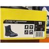 Image 2 : Classic 9" Waterproof Boots, Size 11