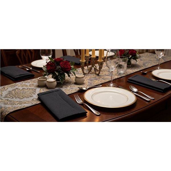 Hoffmaster Black Linen-Like Dinner Napkins 16" x 17"
