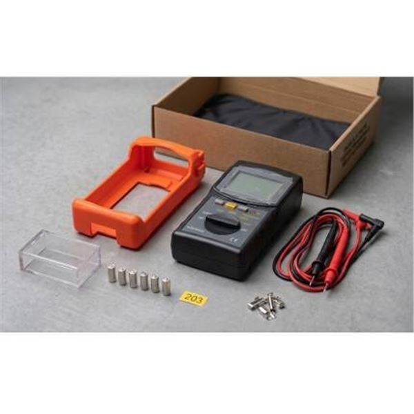 GOYERRENES 6688B Digital Multimeter
