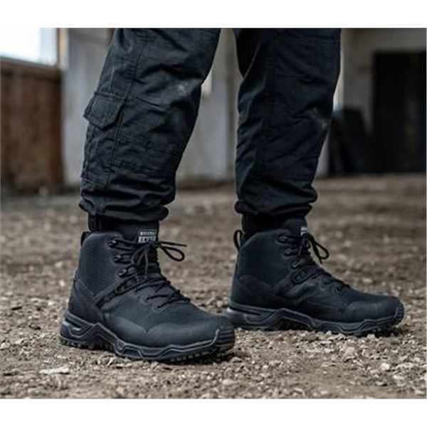 Original S.W.A.T. Alpha Fury 8" Black Boots, Size 9