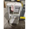 Image 5 : OmniMax Portable AC, Dehumidifier, Fan - OUT OF BOX