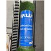 Image 4 : VALU Artificial Grass Roll 6ft x 8ft