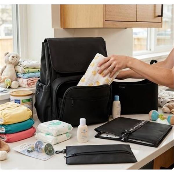 Kit + Ace Baby Bag Set Black