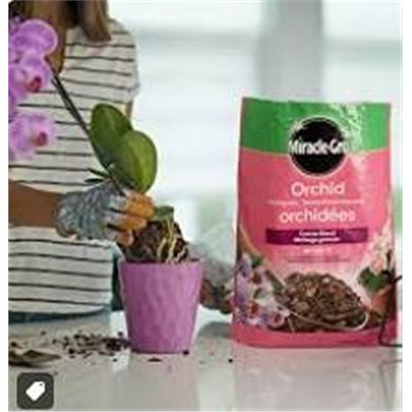 Pallet lot of 8.8L Miracle Grow Orchid Mix Soil Bags