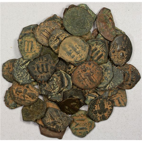 BYZANTINE EMPIRE: LOT of 50 bronzes