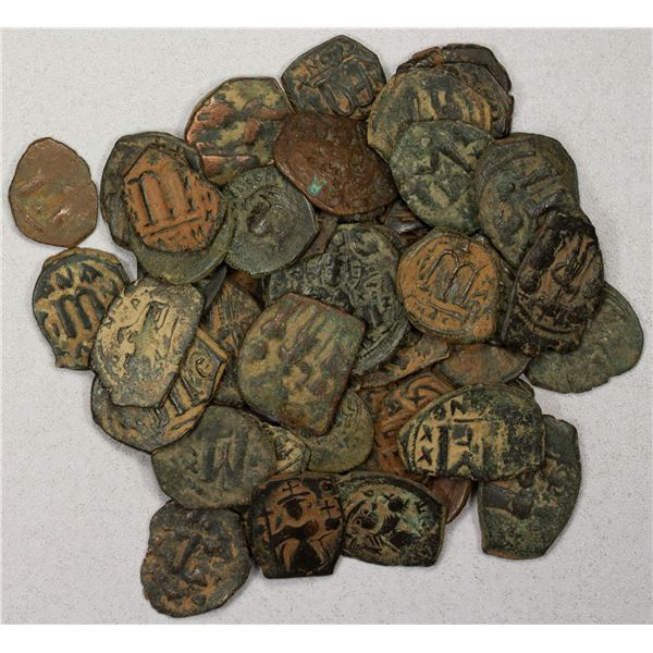 BYZANTINE EMPIRE: LOT of 50 bronzes