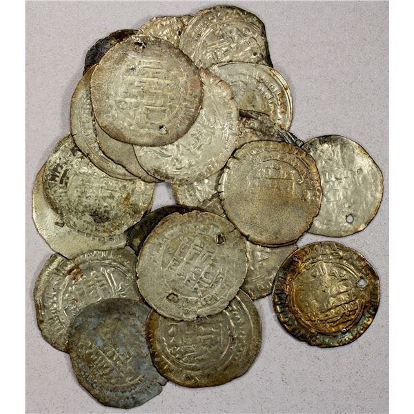 EARLY ISLAMIC: SAMANID: LOT of 21 coins