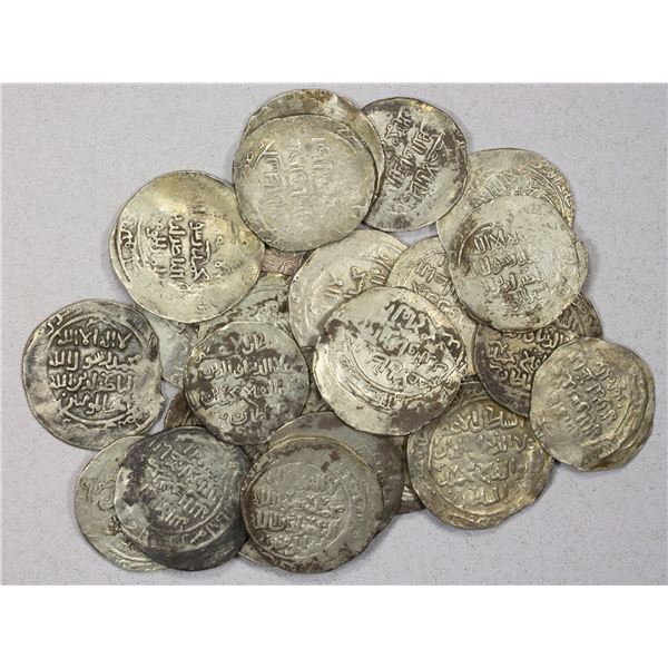 EARLY ISLAMIC: KHWARIZMSHAH: Muhammad, 1200-1220, LOT of 27 silver broad dirhams