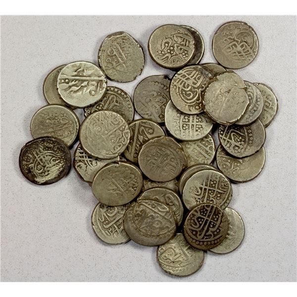 AFGHANISTAN: BARAKZAI: LOT of 34 silver Qandahari rupees