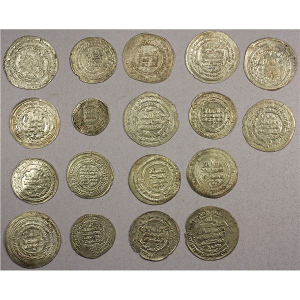 MEDIEVAL ISLAMIC: LOT of 18 silver dirhams