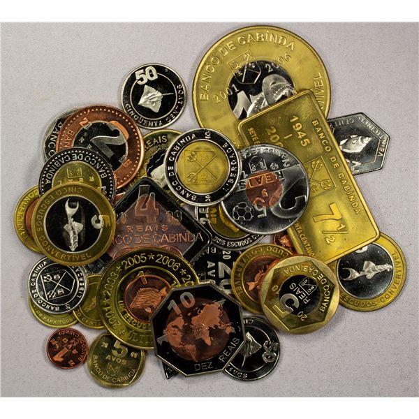 ANGOLA: CABINDA: LOT of 39 coins