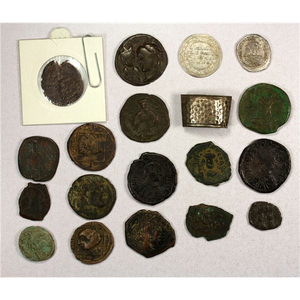 WORLDWIDE: Medieval, LOT of 19 coins