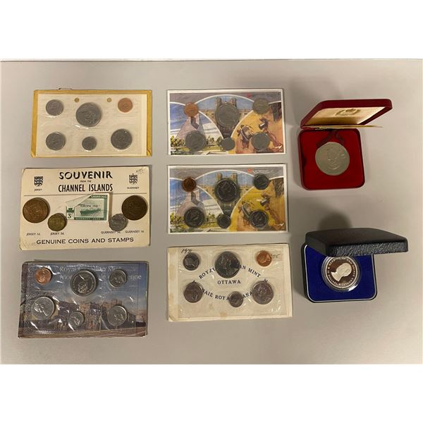 WORLDWIDE: LOT of 44 coins, sets, and medals
