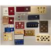 Image 1 : WORLDWIDE: LOT of 17 items