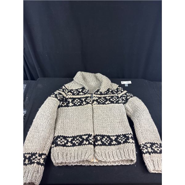 Vintage Size Small Gray and Black Hand Knit Zipper Sweater