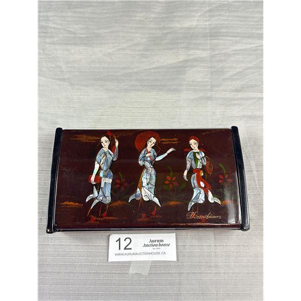 A Vintage Asian Lacquered Jewelry Box