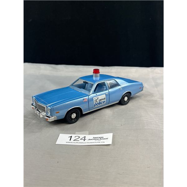 1:24 Scale Greenlight 1977 Plymouth Fury Detroit Police Car