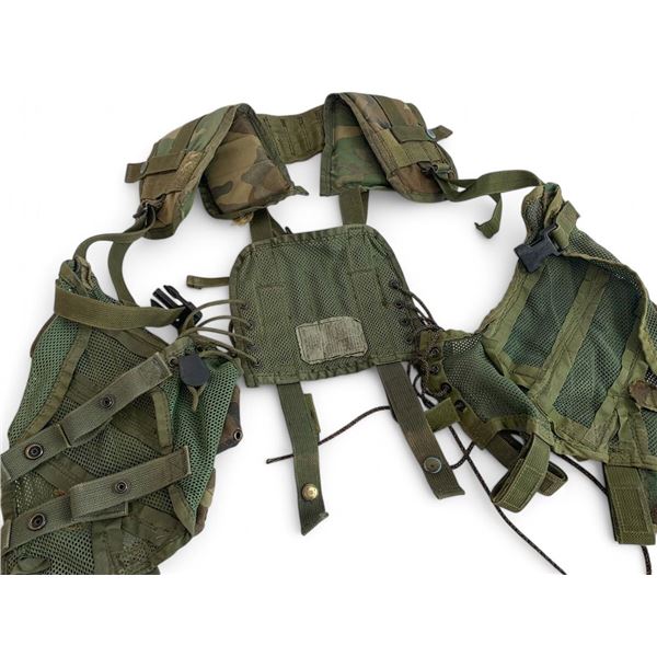1x US LOAD BEARINGLOAD BEARING VEST WL Camo