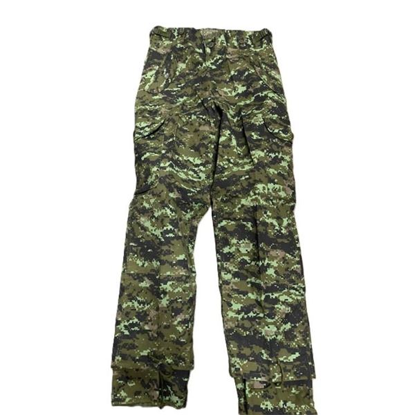 2x  07CF PANT CP LIGHT CAMO VERSION SIZE LARGE