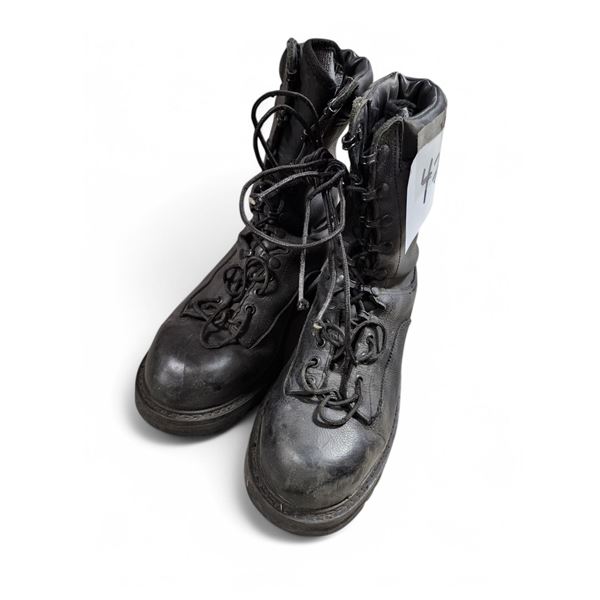 1X CF GTX COMBAT SURPLUS BOOTS USED GRADE 2   - SIZE 260-102