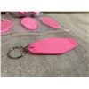Image 2 : Vintage Motel Keychains Pink