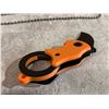 Image 4 : Orange and Black Keychain Knife