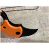 Image 5 : Orange and Black Keychain Knife