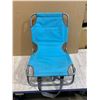 Image 2 : Folding Backpack Beach Chair
