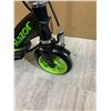 Image 13 : Razor Power Scooter