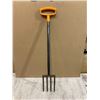 Image 1 : Fiskars Pitch Fork