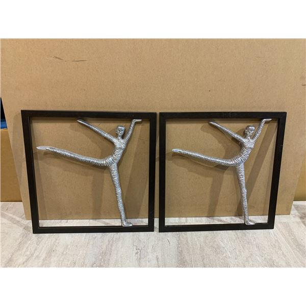 Lot of 2 Metal Balarina Wall Décor