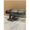 Image 8 : Dyson Handheld Vacuum w/ Charger