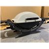 Image 2 : Weber Q1000 Portable Liquid Propane Barbecue