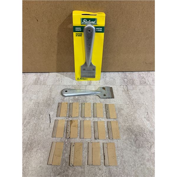 2 Richard Window Scraping Tools w/ Spare Blades