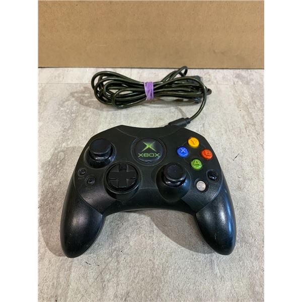 Black Microsoft Xbox Controller S